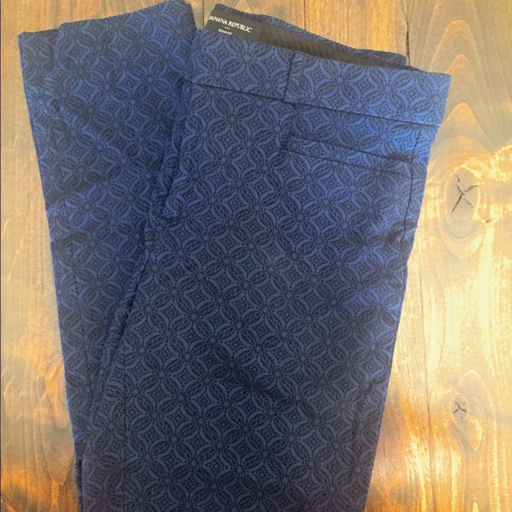 NWT Banana Republic Navy Patterned Pants -size 6